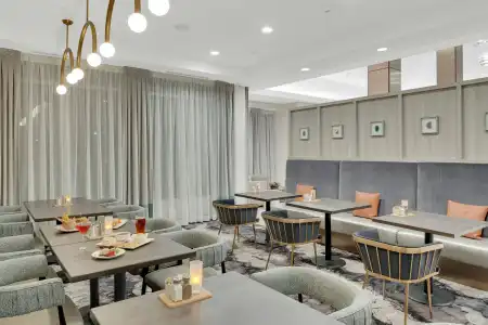 Hilton Garden Inn Toronto/Brampton - 34