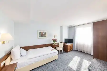Garner Post Aschaffenburg by IHG - 6