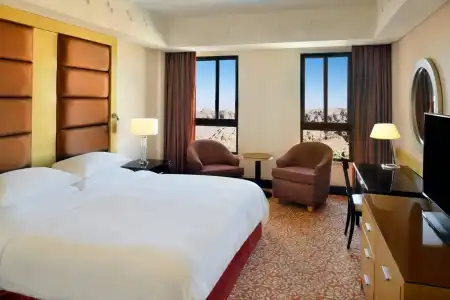 Petra Marriott - 3