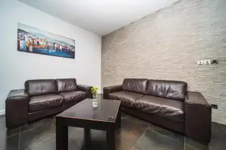 Apartment 3 Beaches With Free Parking - 251
