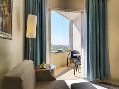 Alexander the Great Beach - 96