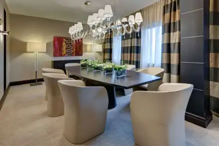 Hilton Frankfurt Airport - 19