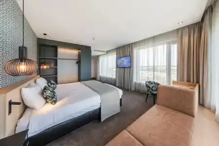 Van der Valk Düsseldorf - 76