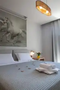 Anemos Rooms & Apartments - 38