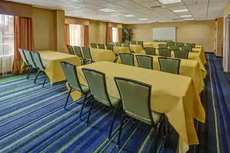 Spark by Hilton Murfreesboro - 10