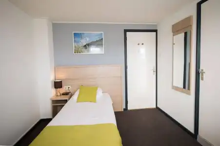 Hotel - 5