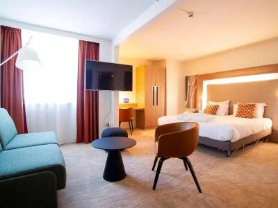 Novotel Lyon Centre Confluence Bord de Saone - 76