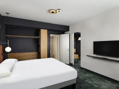Mercure - 74