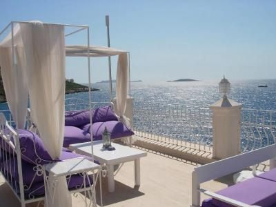 Lukka Exclusive - Adult Only +12 - 45