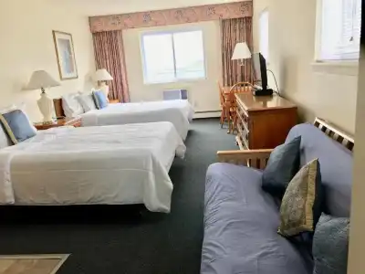 Ocean Surf Resort - 50