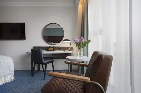 Clayton Cambridge - 2