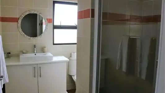 Atlantic Villa Boutique Guesthouse - 129