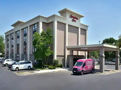 Hampton Inn Des Moines-Airport - 19