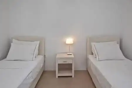 White Tinos Luxury Suites - 79
