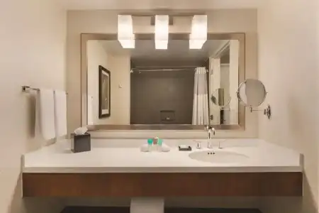 Hyatt Regency Wichita - 56