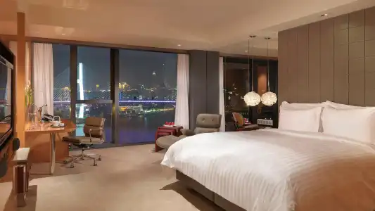 InterContinental Shanghai Expo by IHG - 5