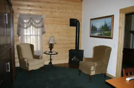 Elkwood Manor Bed & Breakfast - 21