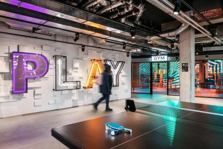 The Social Hub Berlin Alexanderplatz - 17