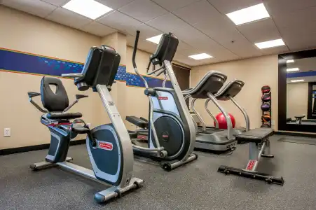 Hampton Inn by Hilton Bowling Green - 17