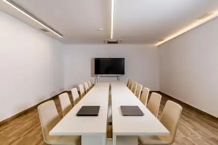 Cresanto Luxury Suites - 18