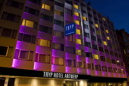 Via Antwerp - 34
