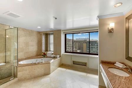 Capital Hilton - 114