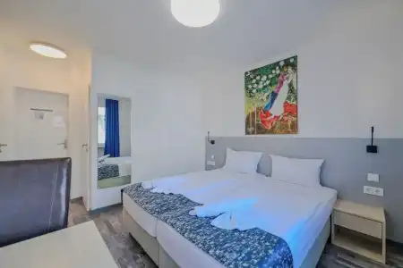 Münchner Hof - 107