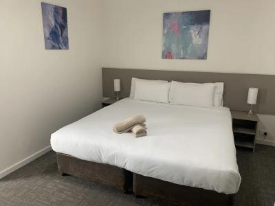 Adina Place Motel Apartments - 49