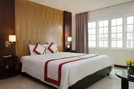 Petro House - 6