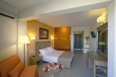 Atlantis Beach - 3