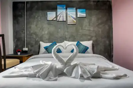 The Guest - Hostel - 34