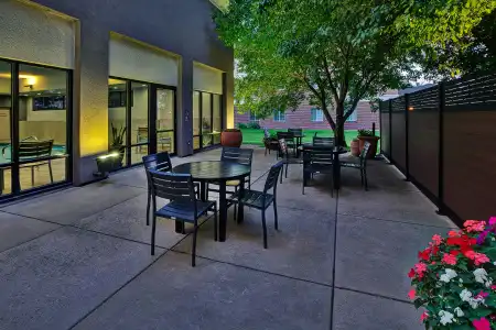Hampton Inn Sioux Falls - 44