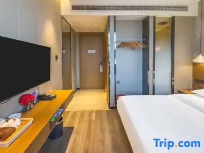 Tropic Towers Apartments - 25