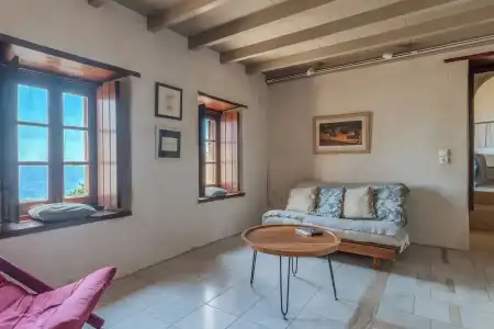 Goulas Traditional Guesthouse - 95