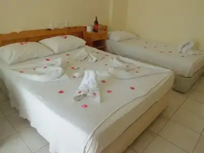 Deniz Otel - 2