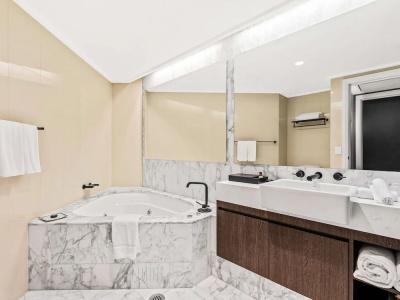 Pullman Quay Grand Sydney Harbour - 174