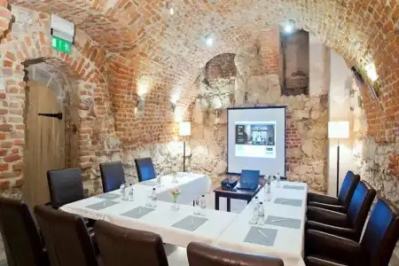 Unicus Krakow Old Town - Destigos - 13