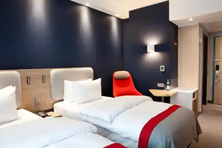 Holiday Inn Express Munich - Olympiapark by IHG - 4