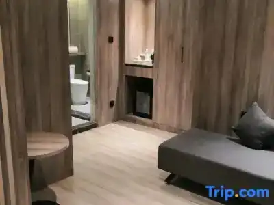 Atour - 58