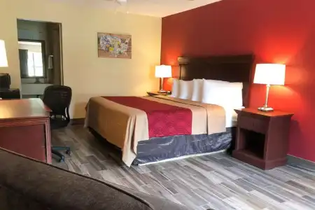 Econo Lodge Inn & Suites Fulton - Rockport - 34