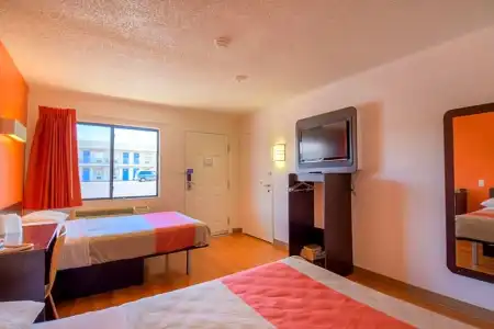 Motel 6 Las Vegas, NV – I-15 Stadium - 57