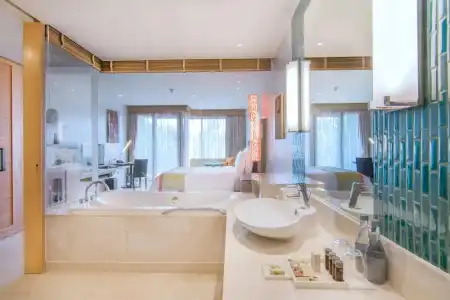 Renaissance Phuket Resort & Spa - 46