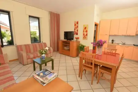 Miramare Residence Guest House - 82