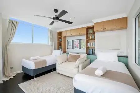 Crystal Bay on the Broadwater - 72