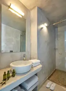 Aperanto Suites - 99