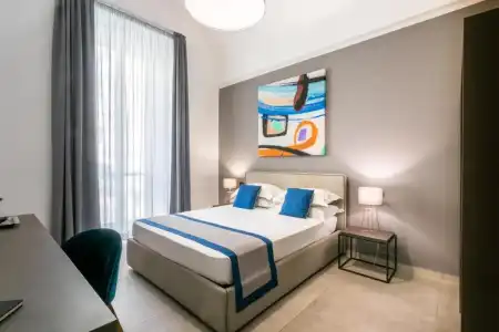 Bespoke Luxury Suites and Apartments - 22