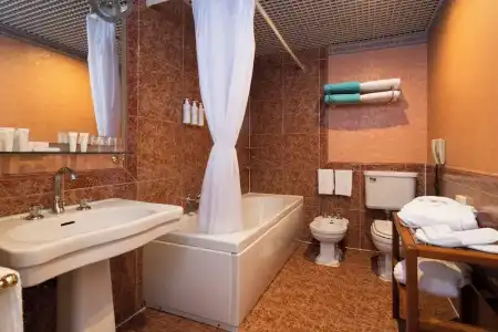 Grand Astoria - 9