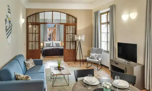 3 Epoques Apartments by Adrez Living - 17