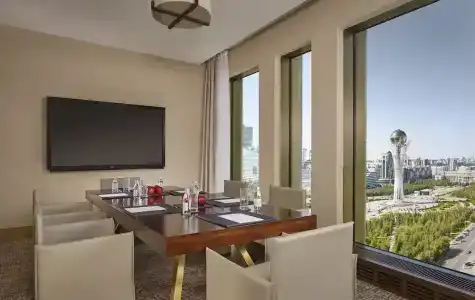 The Ritz-Carlton - 72