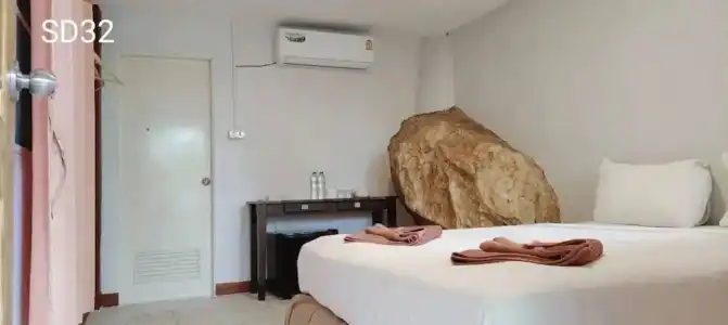 Phi Phi Cozy Seafront Resort - 50